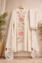 P001 _Off-white Floral Embroidered Kurta Set